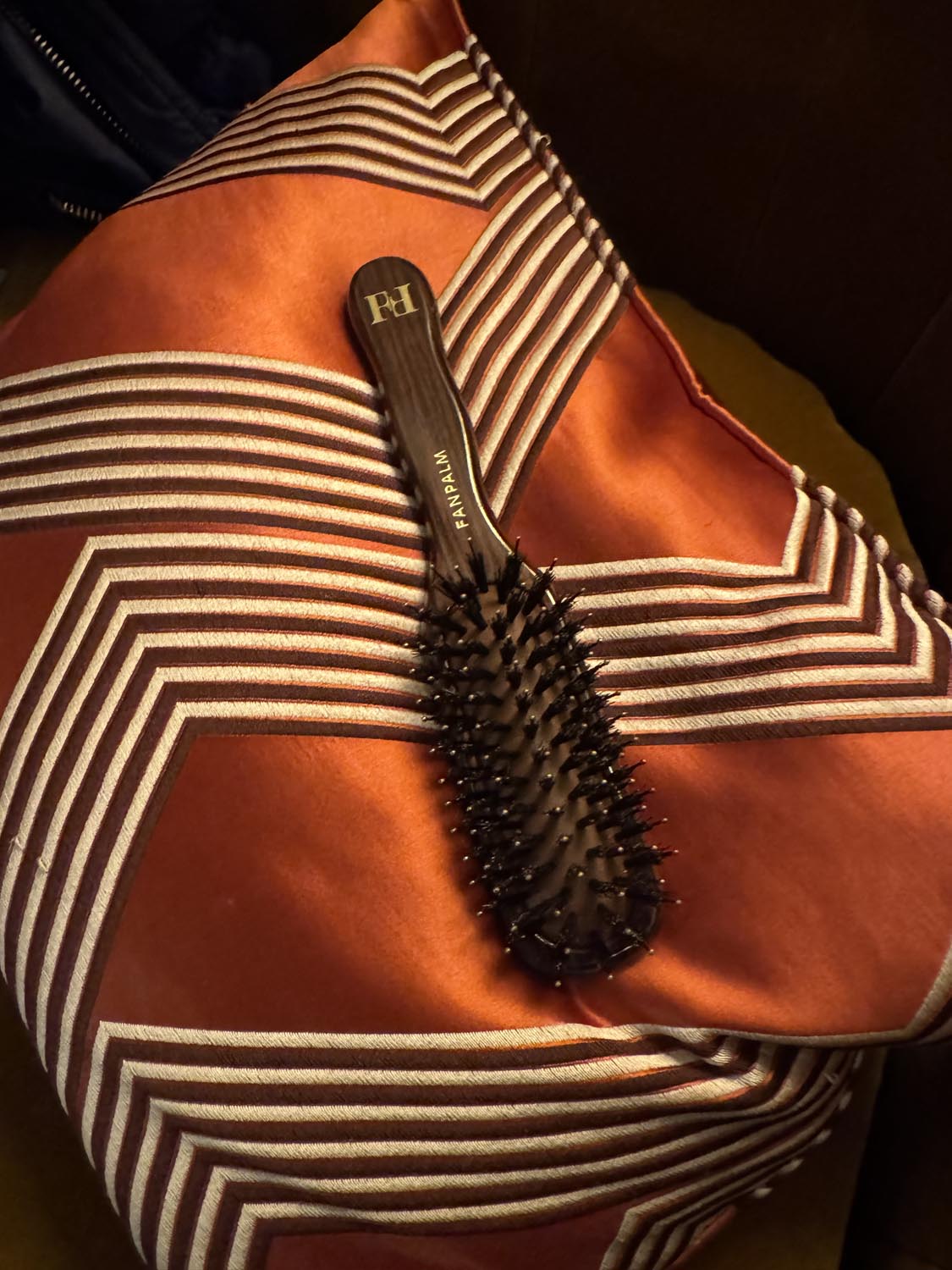 PURE BOAR & NYLON BRISTLES EBONY GLOSSY BROWN SLIM