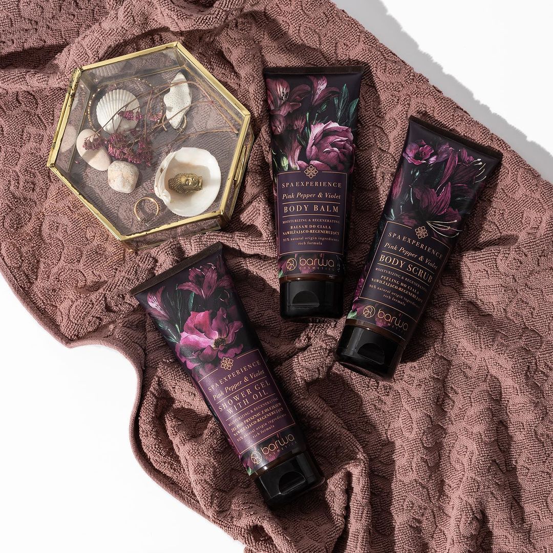 Art.BC56SE SPA EXPERIENCE PINK PEPPER & VIOLET σετ 3 τεμ.(Shower gel, Oil & Body balm)